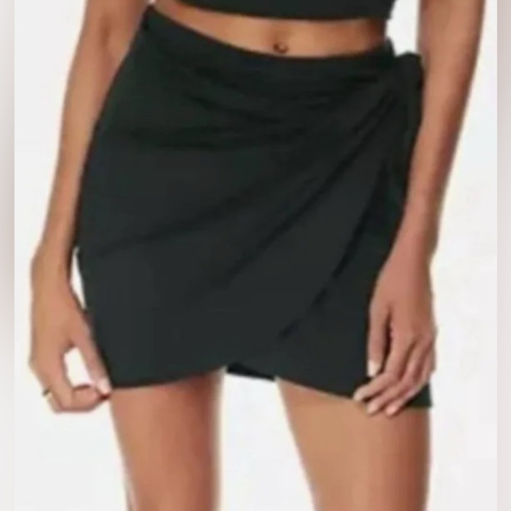 Wilfred Knit Wrap Black Women's Skirt, size Small